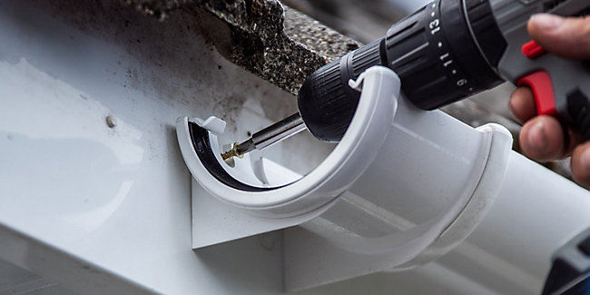 Gutter repair in Chesterfield